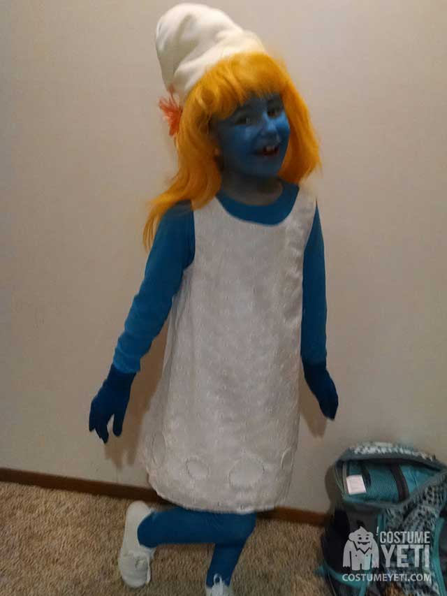 DIY Girls Smurfette Costume
