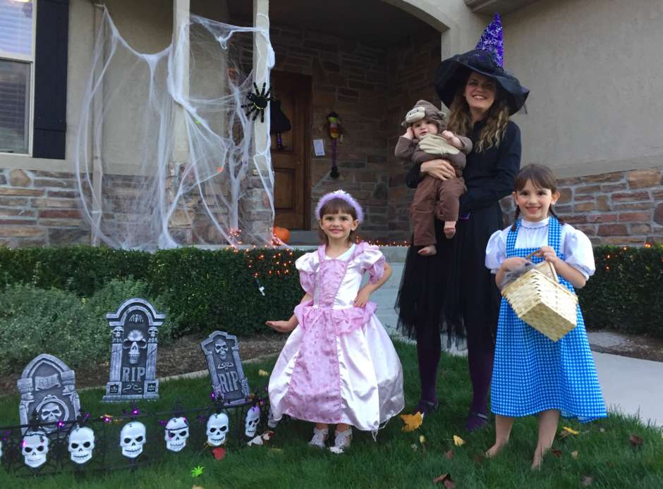 Adorable Wizard Of Oz Family Costumes - Costume Yeti