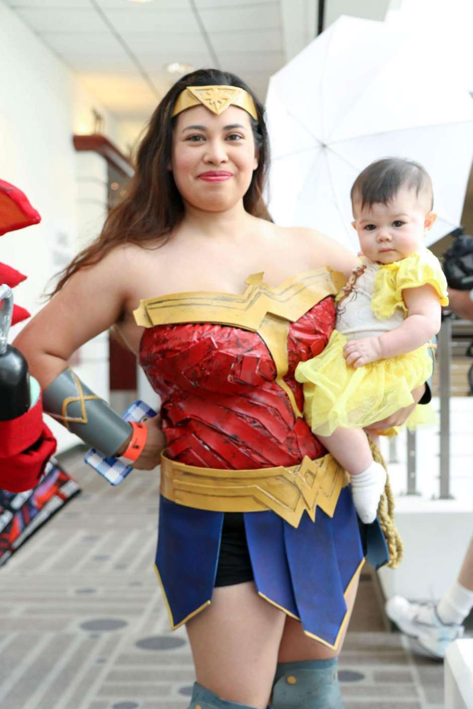 Love these Wonder Woman costume ideas! 